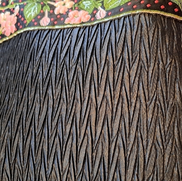 NWOT NaDaYa Black Satin Quilted Floral Bordered Tote/Bag - Picture 5 of 9